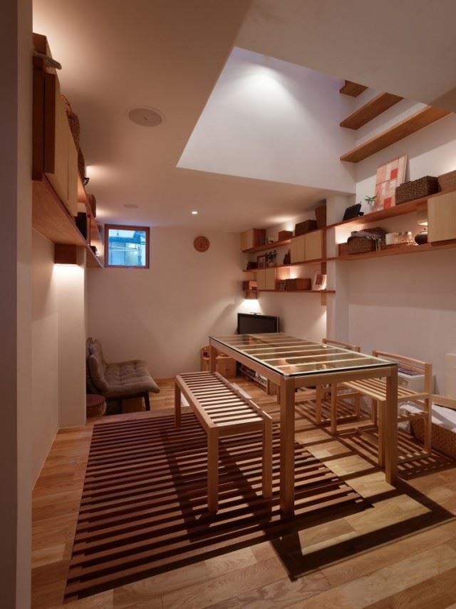 5144f2e5b3fc4b88c6000088_house-in-nada-fujiwarramuro-architects_oishi217062000-750x1000