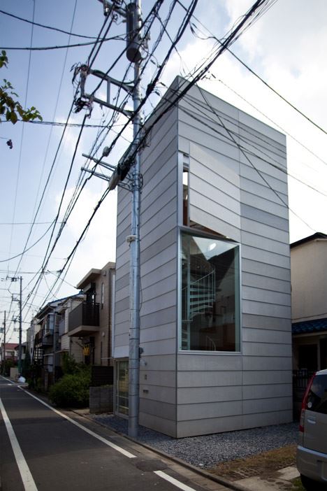dezeen_Small-House-by-Unemori-Architects_1