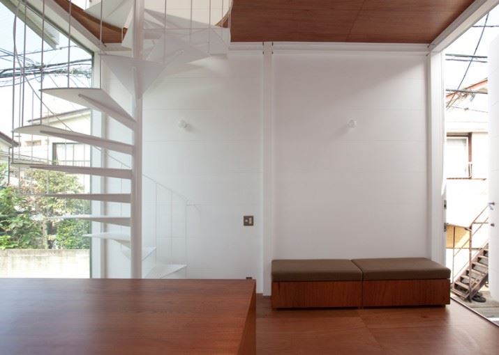 dezeen_Small-House-by-Unemori-Architects_ss_13