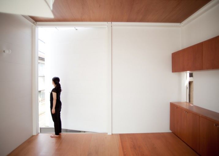 dezeen_Small-House-by-Unemori-Architects_ss_16