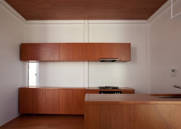 dezeen_Small-House-by-Unemori-Architects_ss_18