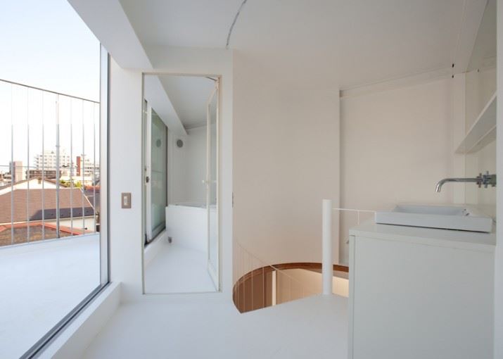 dezeen_Small-House-by-Unemori-Architects_ss_8